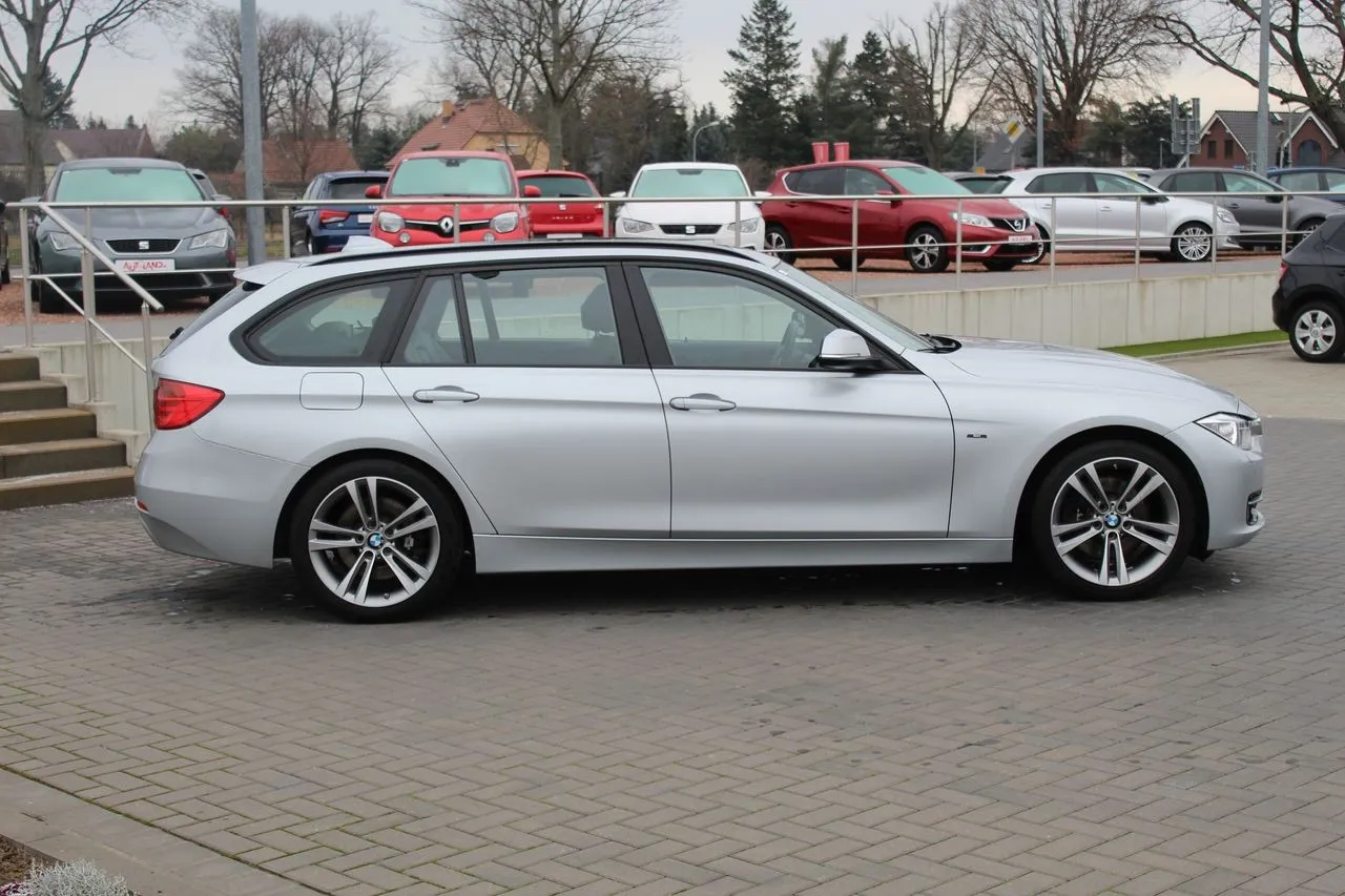 BMW 3er Reihe 330d Sport Line...  Image 3