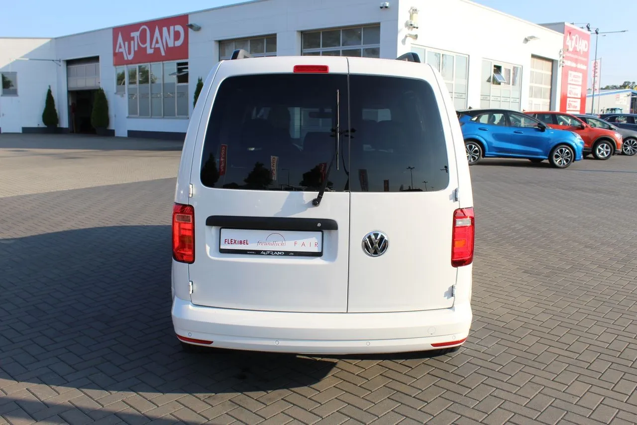 Volkswagen Caddy 2.0 TDI Kombi Navi...  Image 4